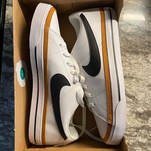 NWT Nike Women’s Court Legacy Next Nature Shoes